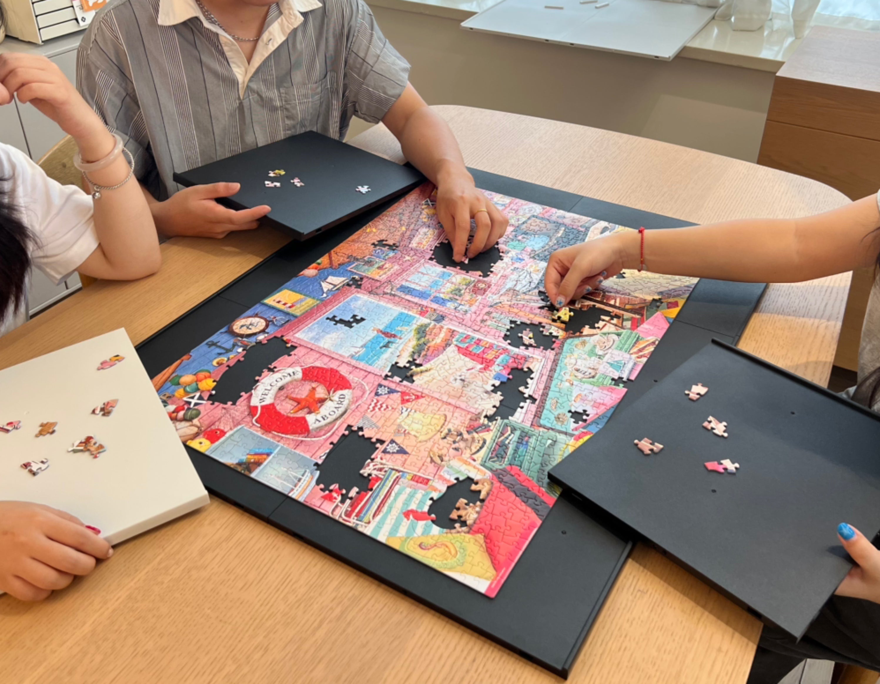 How a Rotating Puzzle Table Can Totally Transform Your Puzzle Time